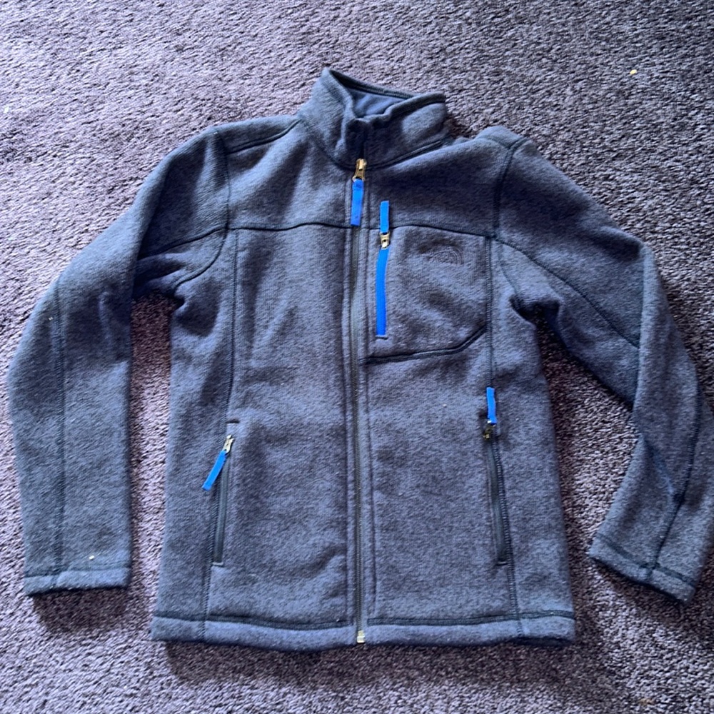 the North Face boys sweater jacket size M 10/12